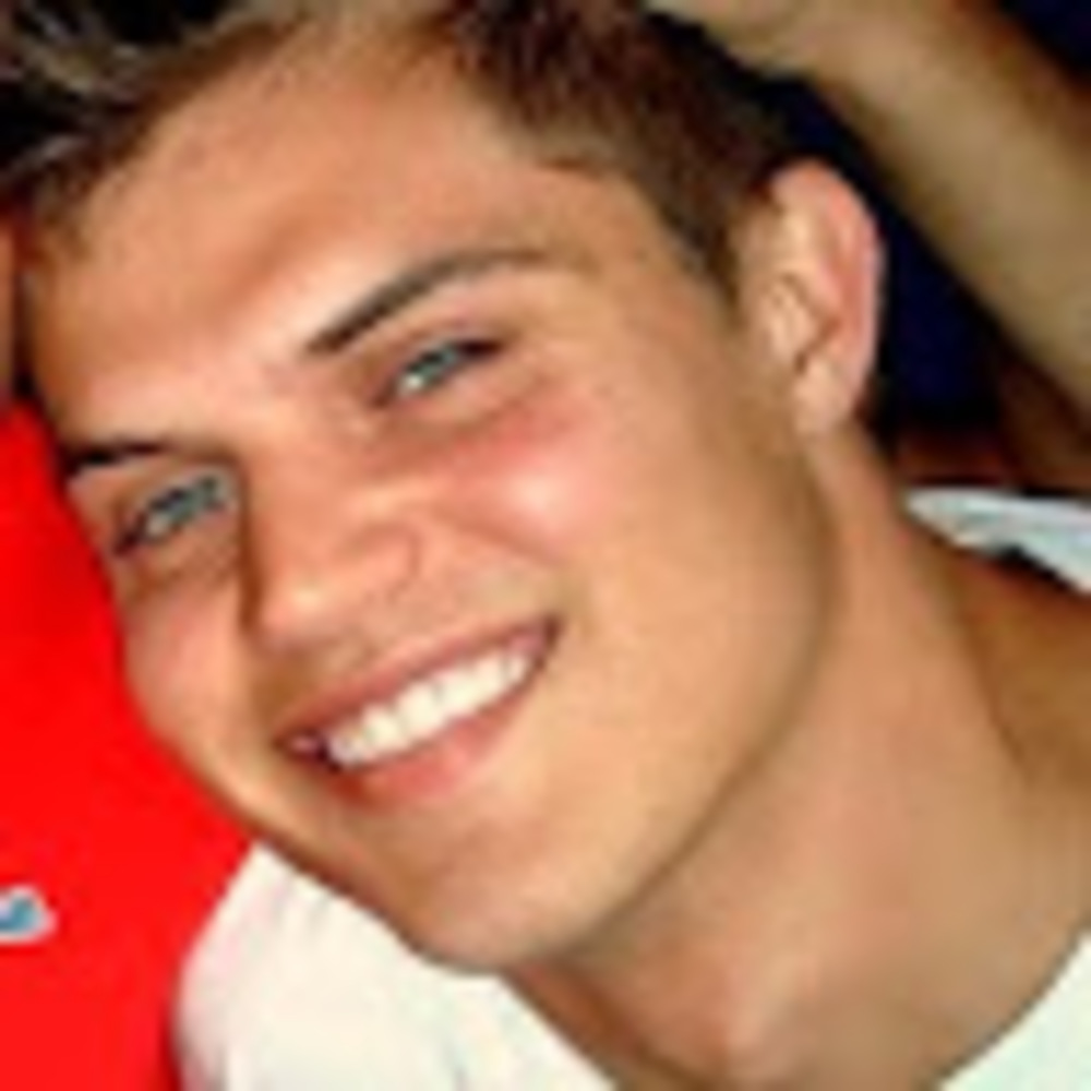 Meet your Posher, Adam